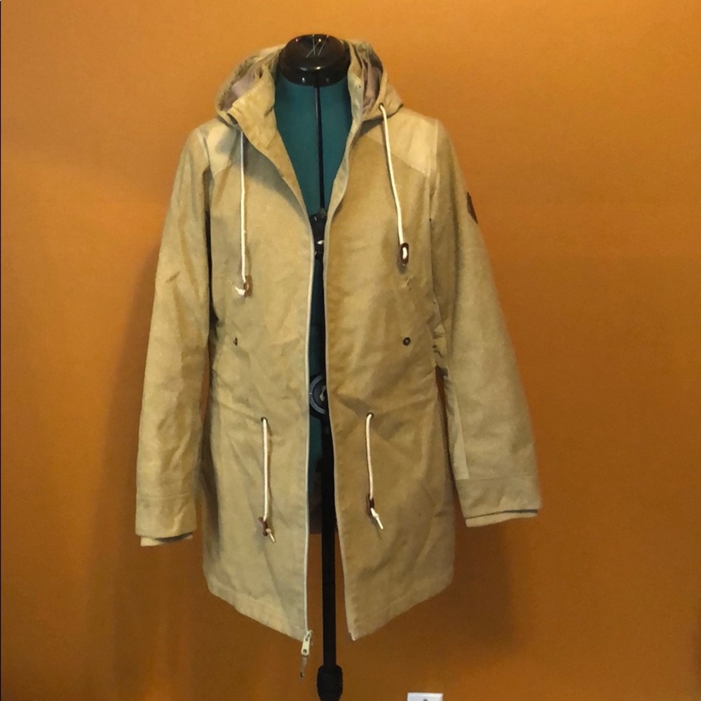 Burton winter jacket size medium